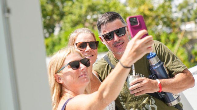 Pilay entregó más de 180 departamentos en el desarrollo Paseo del Molino