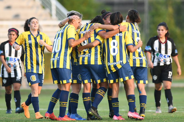 Central goleó 4 a 0 a las santiagueñas en el debut en la Copa Federal
