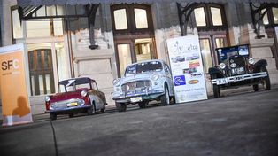 Los autos clásicos y antiguos, protagonistas del Rally Vuelta de la Constitución