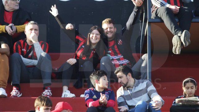 Patronato se mide este domingo con Defensores de Belgrano. En las tribunas y plateas la familia rojinegra celebra el Día de las Infancias