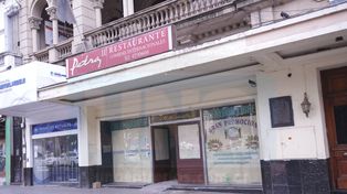 Destino. Luego de una larga tradición vinculada al quehacer cultural local, cumplirá dos décadas como restaurante del tipo tenedor libre.