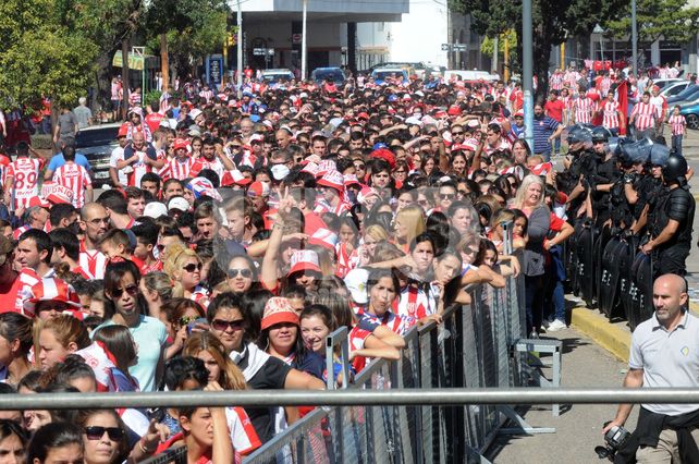 Peverengo: El sistema de ingreso al estadio de Unión es muy lento