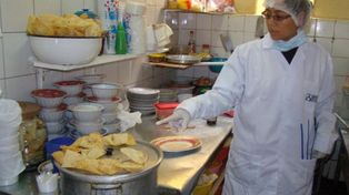 Cada 75 segundos alguien muere por comer alimentos contaminados