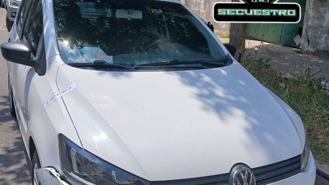 Un muchacho de 23 años fue embestido por un auto en Santa Fe: la conductora se dio a la fuga y la detuvo la policía Un muchacho de 23 años fue embestido por un auto en Santa Fe: la conductora se dio a la fuga y la detuvo la policía