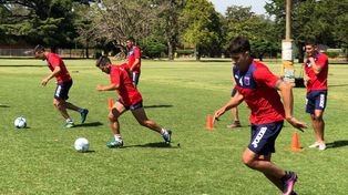 Caruso podría repetir la misma alineación
