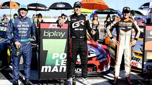 Los experimentados al top en el Turismo Carretera en Neuquén. Matías Rossi se quedó con la pole y lo siguieron Juan De Benedictis y Christian Ledesma.