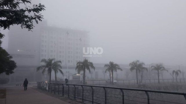 Niebla en la ciudad de Santa Fe Niebla en la ciudad de Santa Fe