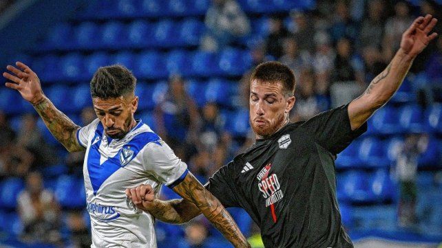 Lanzini nuevamente figura en Vélez.
