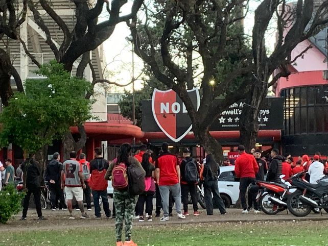 Newells: un jueves clave para adelantar las elecciones, con pedidos de renuncia a Astore