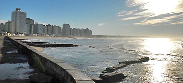 Quince turistas fueron maniatados y asaltados en una casa de Miramar