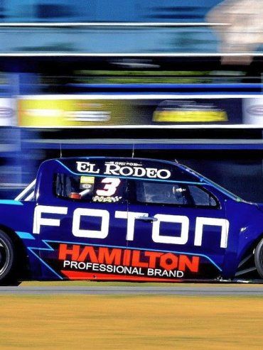 Mariano Werner va por la revancha en las camionetas