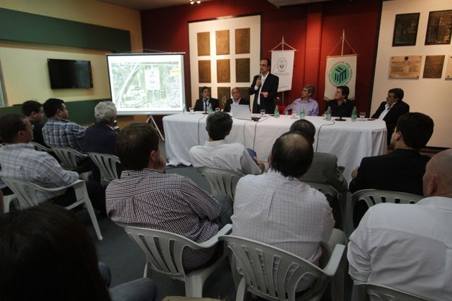 Alta convocatoria. Numerosos dirigentes participaron de la presentación.