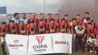 Juventud de Esperanza ganó en Venado Tuerto y está&nbsp; muy cerca de ser el campeón de la Copa Santa Fe.