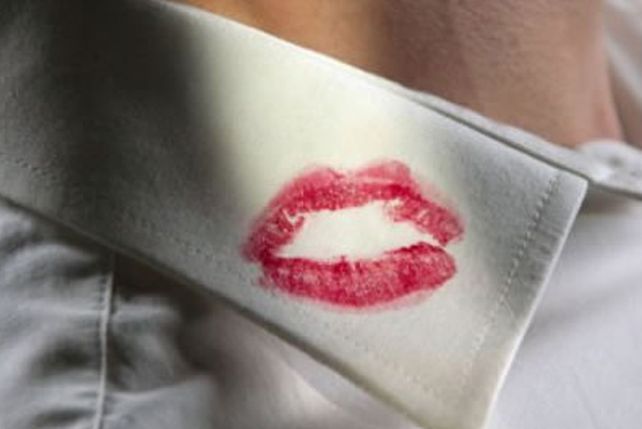 Infidelidad: si tu novio se va de vacaciones con amigos, ¡sospecha!