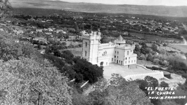 Se vende por u$s3,1 millones el castillo que un rosarino mandó a construir en las sierras de Córdoba