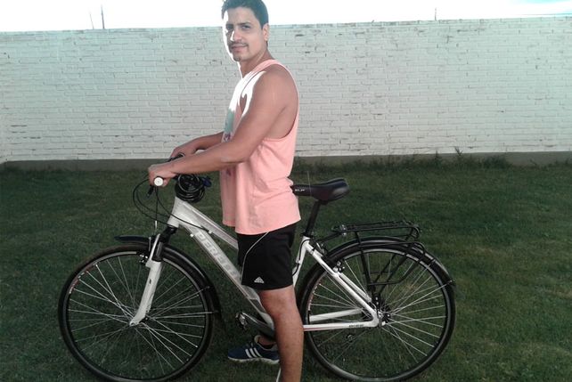 Sebastián pudo volver a caminar