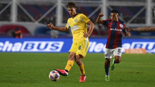 Juan Cruz Komar jugó su último partido contra San Lorenzo y en Avellaneda podría repetir.