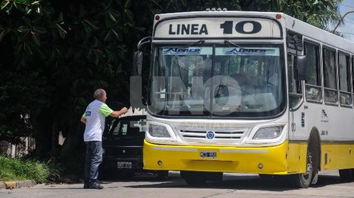 No paran: habrá colectivos en la ciudad y los bancos estarán abiertos