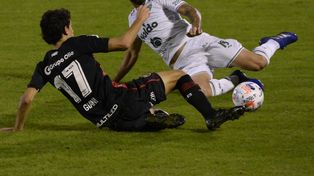 Newells empató con Sarmiento: último en la Copa de la Liga