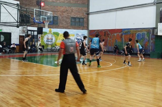Torneo Oficial A2: victoria de Macabi ante Almagro B