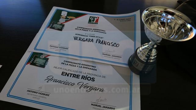 Un pizzero de Paraná representó a la provincia en un concurso nacional y ganó