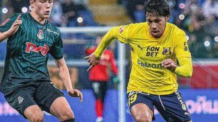 ¿Se reflota el interés de Unión por Rodrigo Saravia?