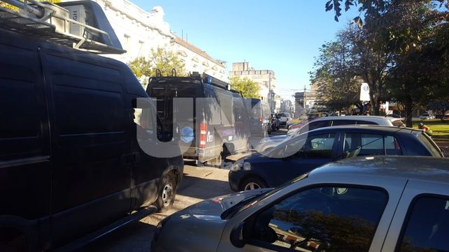 Operativo trapitos: la Policía Federal y la Municipalidad controlan cuidacoches