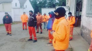 Municipales de Paraná exigen un bono y elementos de higiene