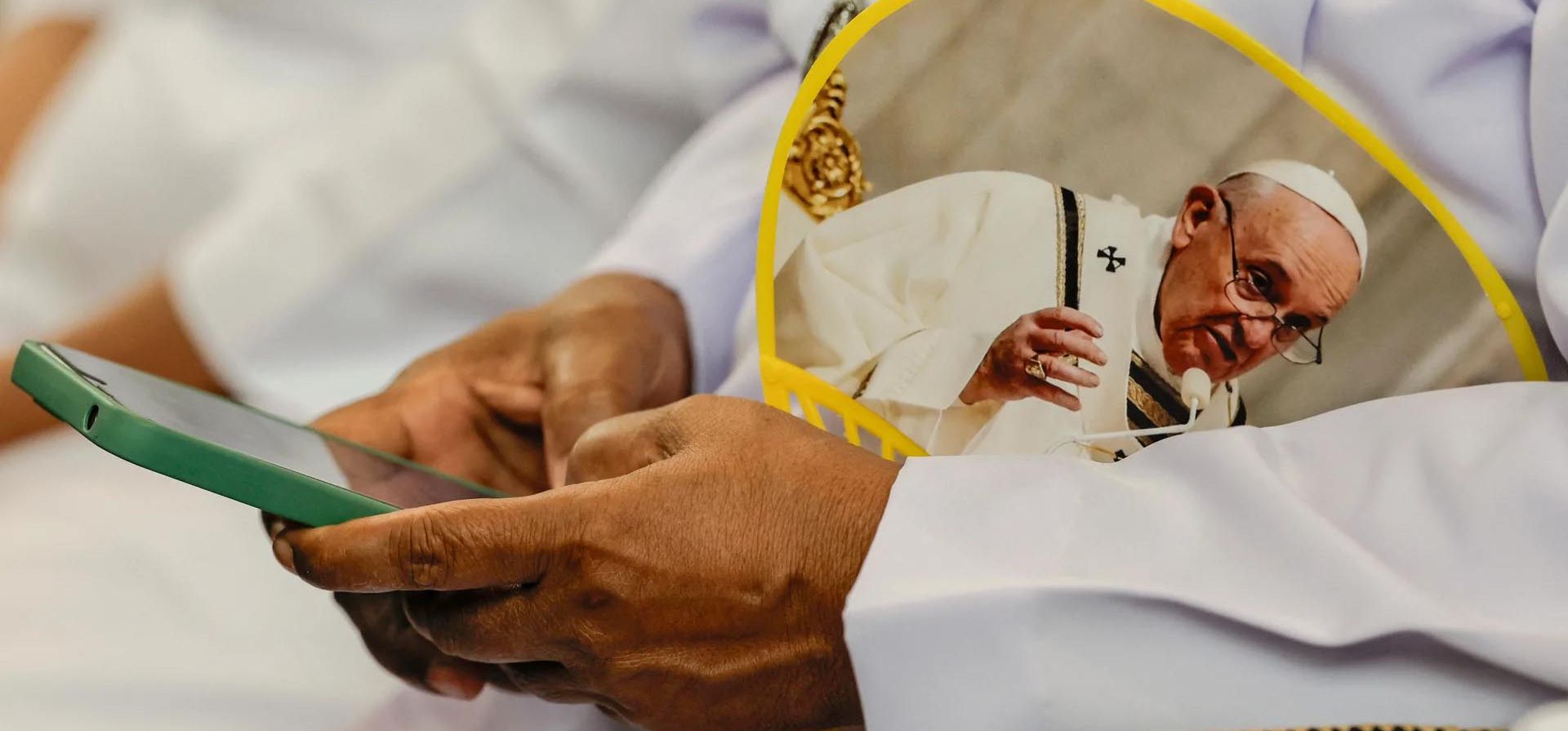 Monjas esperan la llegada del Papa Francisco a la catedral de la ciudad, Yakarta, Indonesia. Fotografía: Yasuyoshi Chiba/AFP/Getty Images Monjas esperan la llegada del Papa Francisco a la catedral de la ciudad, Yakarta, Indonesia. Fotografía: Yasuyoshi Chiba/AFP/Getty Images