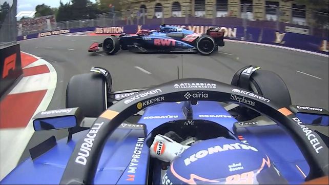 Alex Albon acaba de tocar a Franco Colapinto