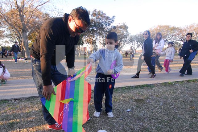 A pura diversión, los chicos festejaron su día en familia en el Parque Federal