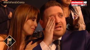Emotivo homenaje a Mauro Viale en los Martín Fierro de Cable: Jonatan se quebró en llanto