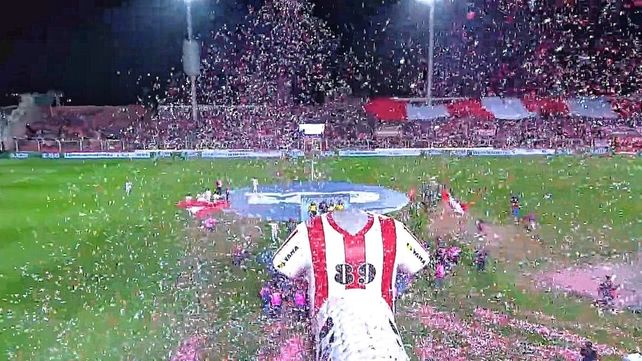El gran recibimiento de los hinchas de Unión ante Sarmiento