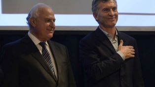 En sintonía. Lifschitz le dio la derecha al gobierno en la negativa del proyecto que modifica el mínimo no imponible.