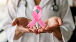 Las muertes por cáncer de mama han disminuido a razón del uno por ciento anual entre 2002 y 2022.