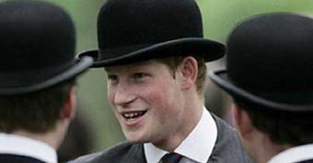 El pr&iacute;ncipe Harry de Inglaterra deber&aacute; asistir a un curso contra el racismo