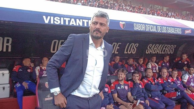 El técnico de Unión Gustavo Munúa comenzaría con la rotación para jugar este miércoles ante Sportivo Las Parejas.