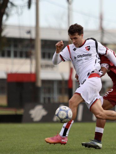 Newells: los pibes de la reserva se quedaron sin nada ante el Grana sobre el final
