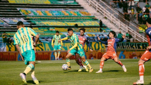 Unión lleva 12 partidos sin lograr mantener su valla en cero.