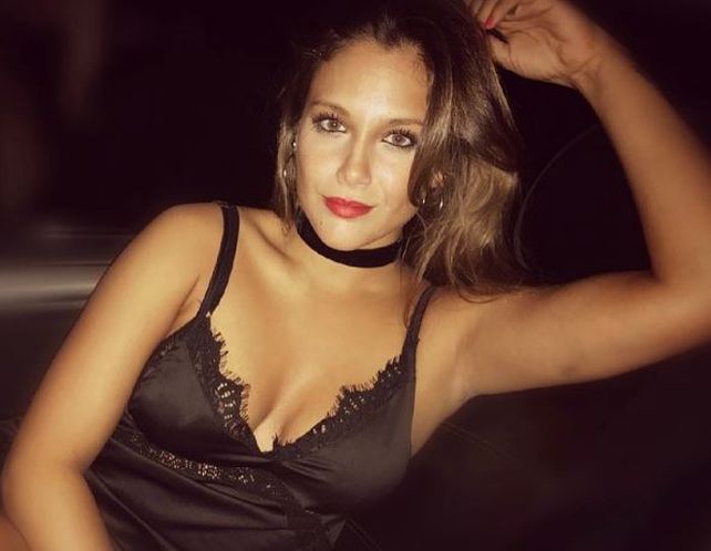 Barbie Vélez vuelve sobre sus pasos de raquetera y merodea a un famoso tenista