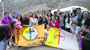 Religión y turismo: miles de argentinos cruzaron la frontera