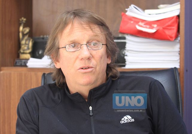 Pasado y presente. El libro de Enz ayuda a conocer quiénes fueron y quiénes son  los líderes narco en Entre Ríos. (Foto UNO/Juan Ignacio Pereira)