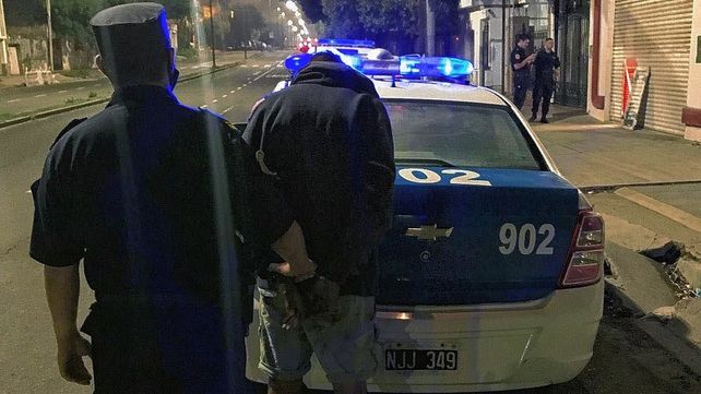 Evadió la prisión domiciliaria tras el robo al supermercado