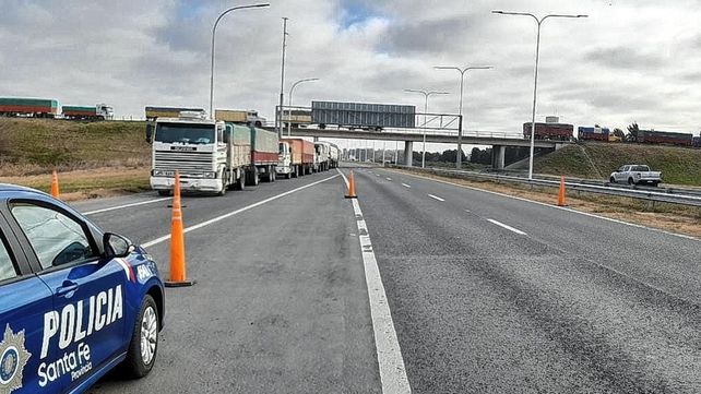 Se levantó el corte de transportistas sobre la autopista Santa Fe - Rosario