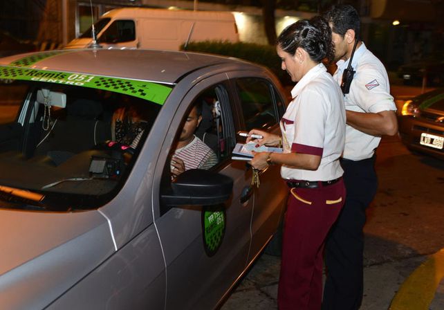 Operativo de tránsito: secuestraron diez taxis y remises truchos en Paraná