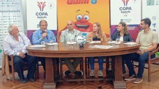 Se presentó la Copa Santa Fe de fútbol en la ciudad de Esperanza.