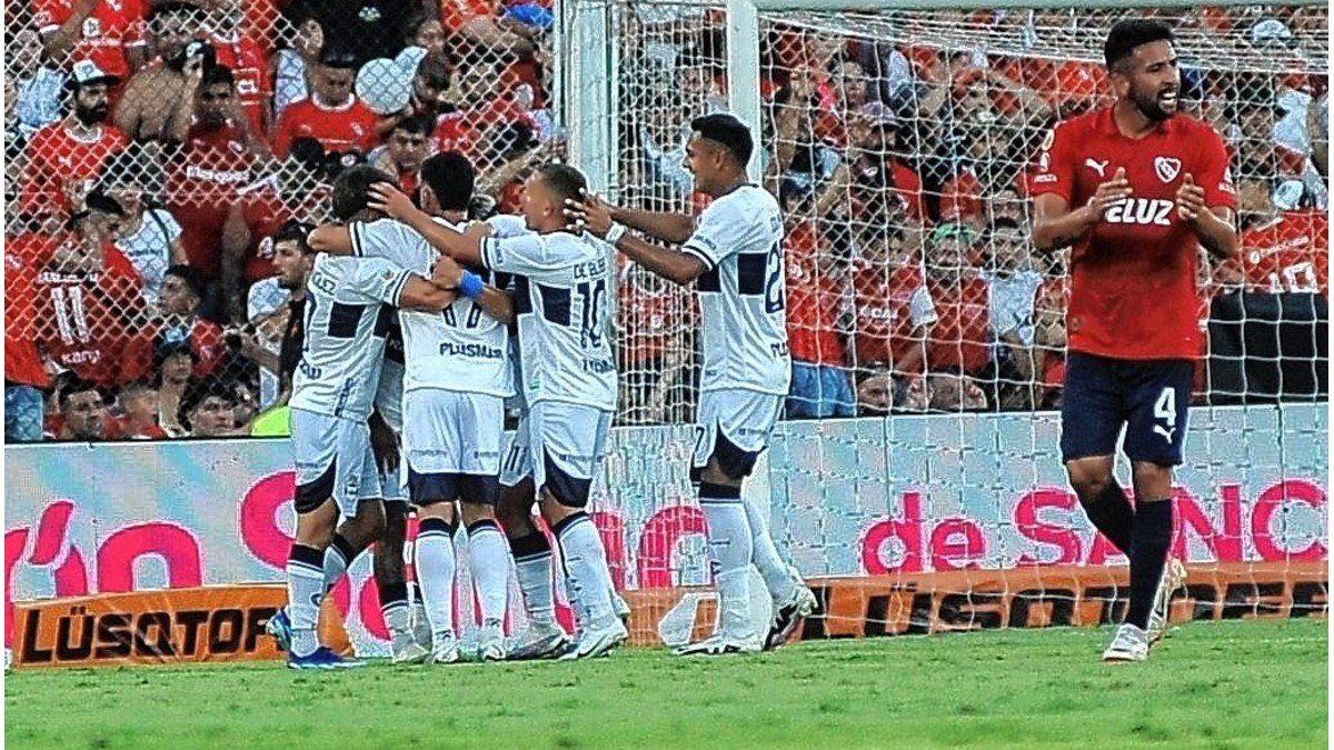 Independiente perdió el invicto frente a Gimnasia de local