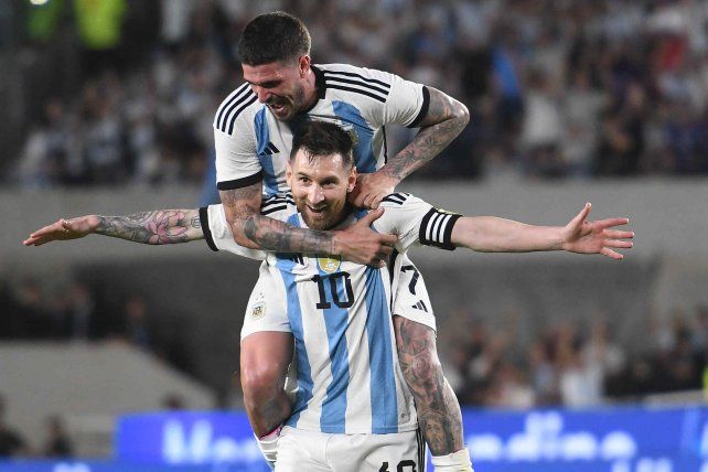 Argentina festejó a lo grande ante Panamá con el gol 800 de Leo Messi