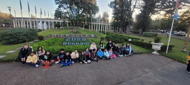Los alumnos de la escuela 9 de Julio de Fraile Pintado fueron los primeros estudiantes jujeños en prometer lealtad a la bandera.