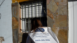 Amables, pero por la ventana, una vecina atendió a la censista en Ottone al 100 bis.&nbsp;